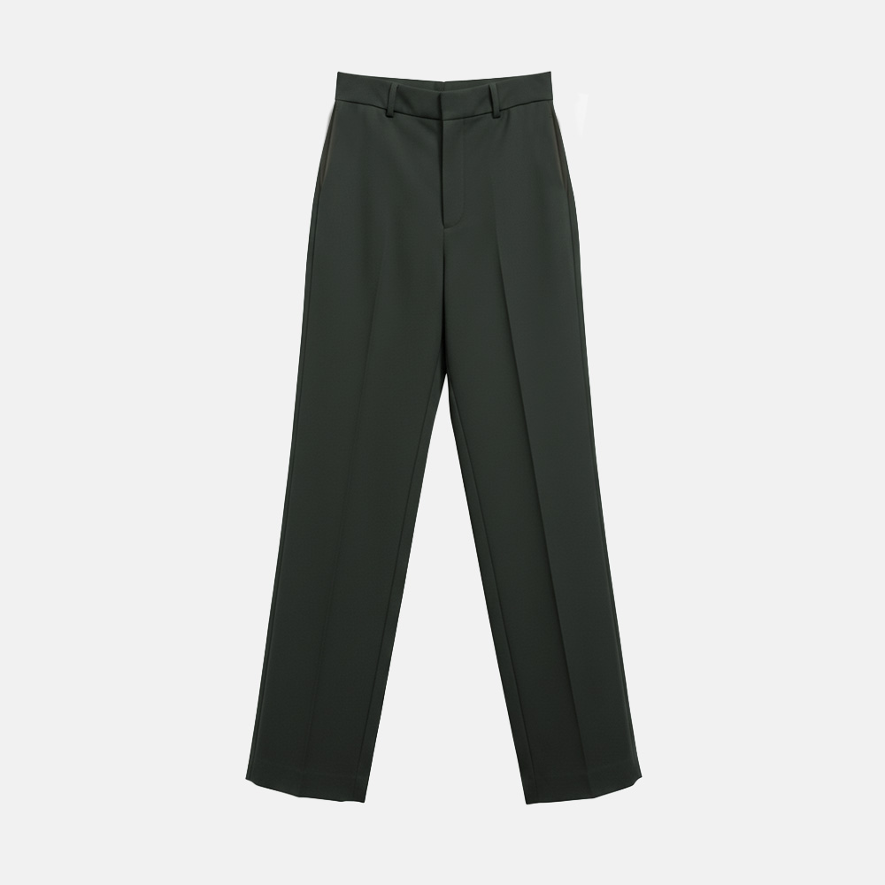 Super Flea Market+Yuzefi+Khaki cropped blazer and trouser set+ Toni Garrn5